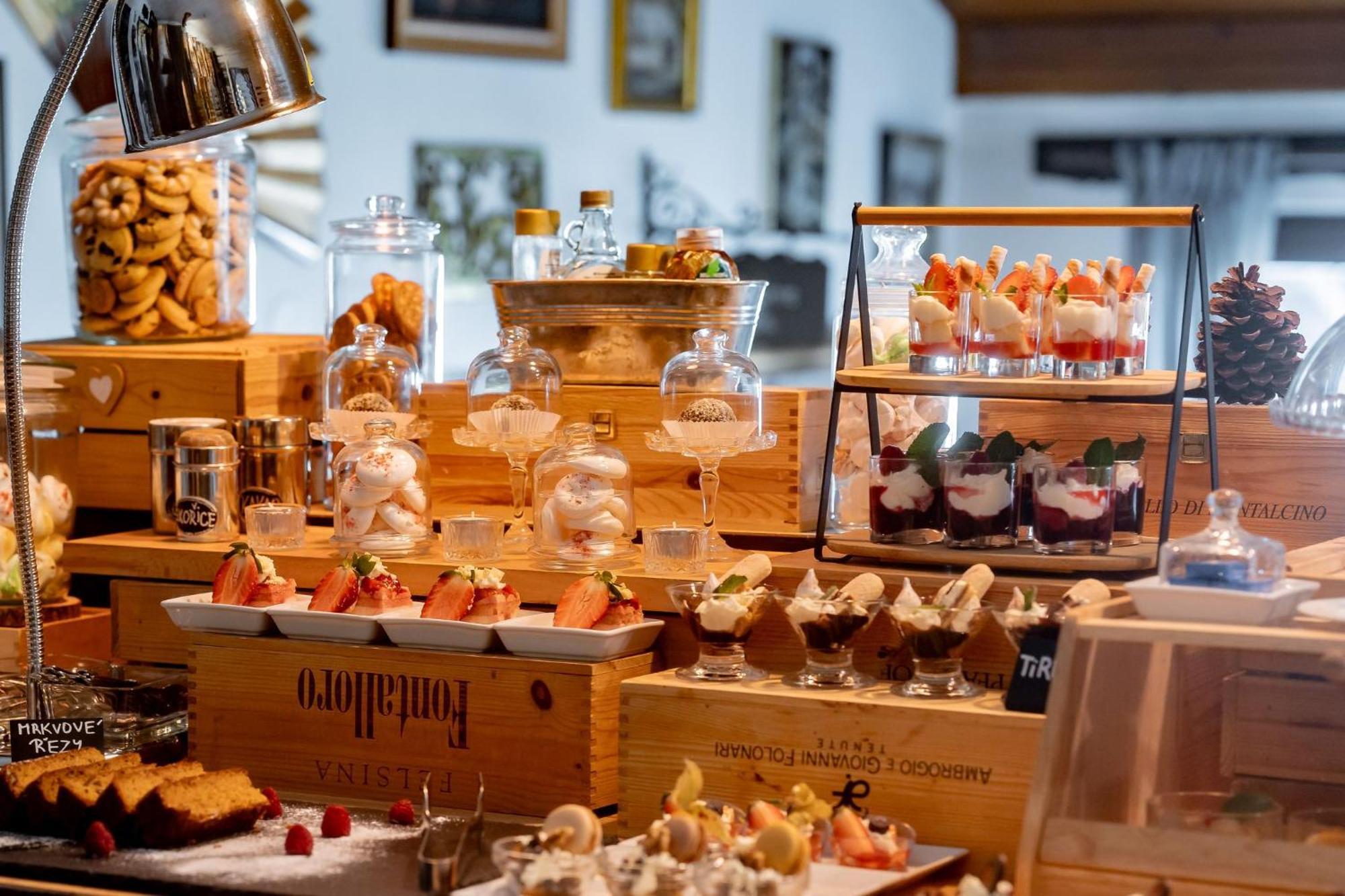 Boutique Penzion Rech Blansko Bagian luar foto